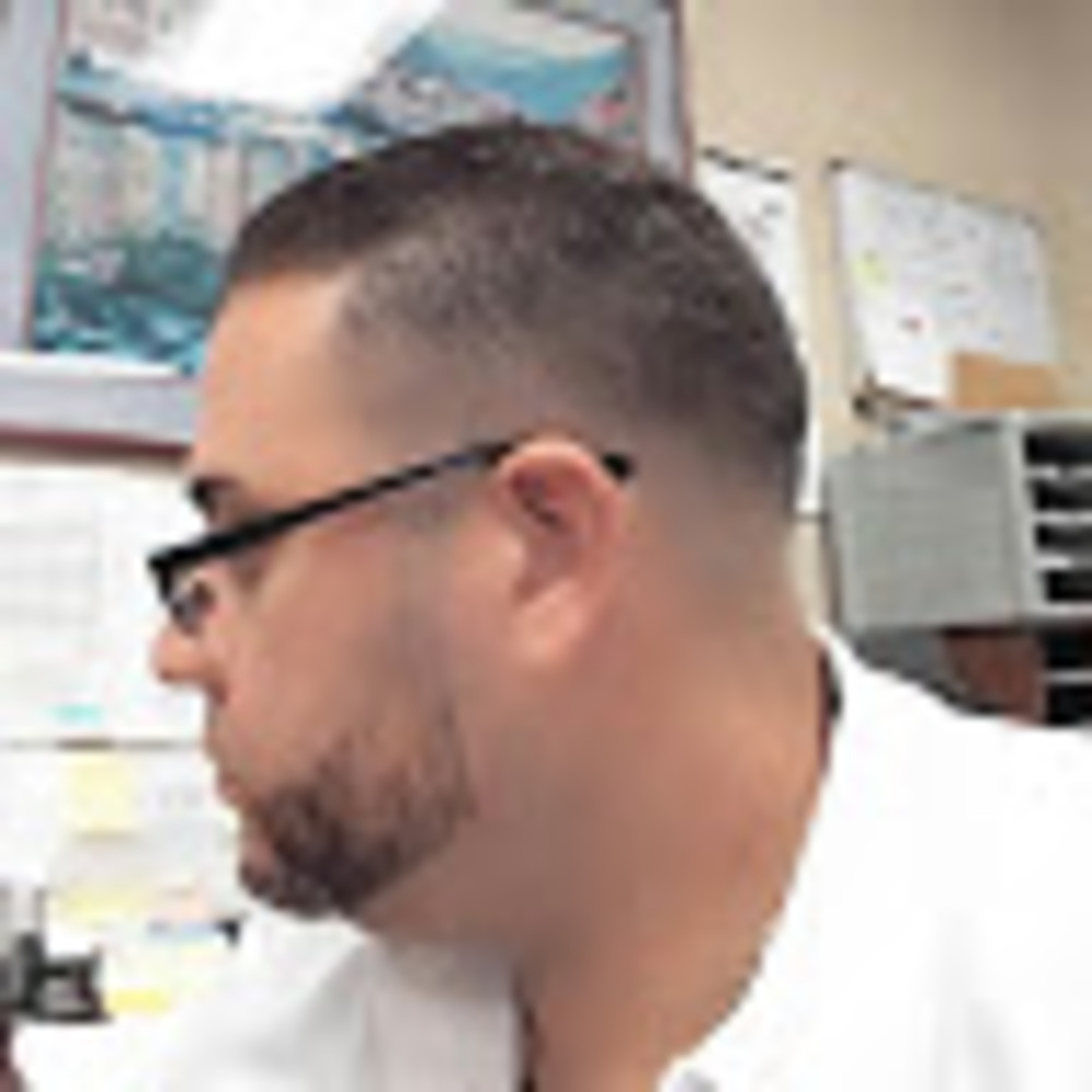 Meet your Posher, Marvin macias